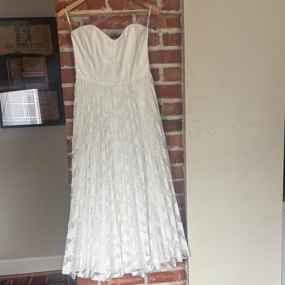 Exquise white strapless graduation lace dress with pleats